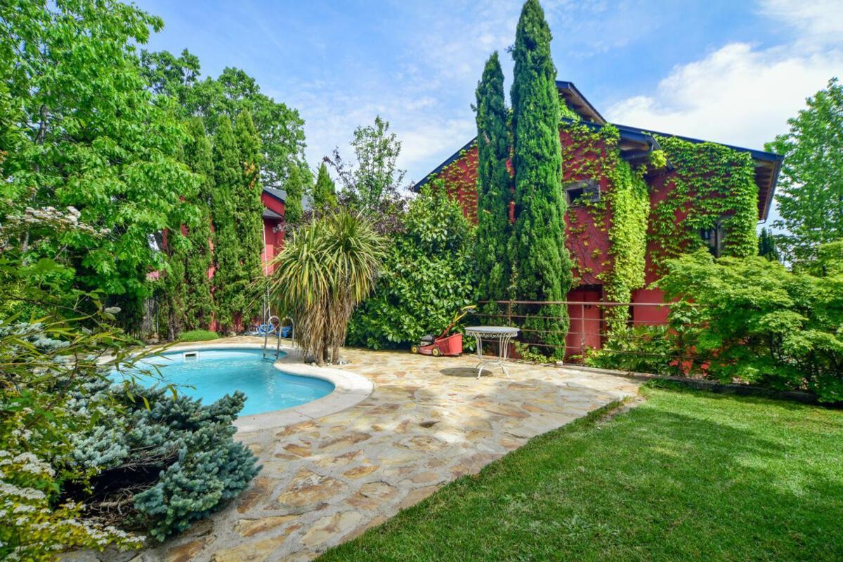 Piscina Privada Navacerrada